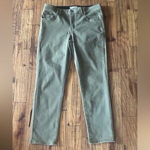 Korye Women’s Military Green Pants Stretch Size 6